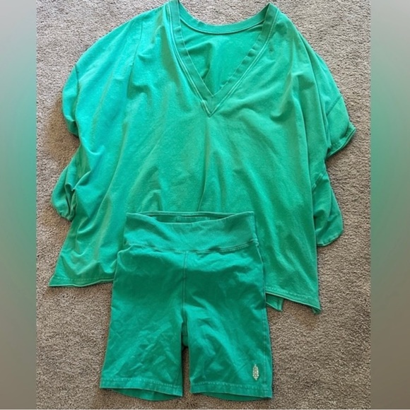 NWOT Free People Hot Shot Reversible Set - COLOR SOLD OUT - Picture 4 of 4